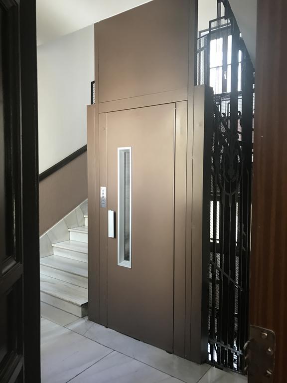 Madrid Playa Rooms エクステリア 写真