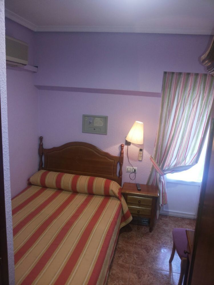 Madrid Playa Rooms エクステリア 写真