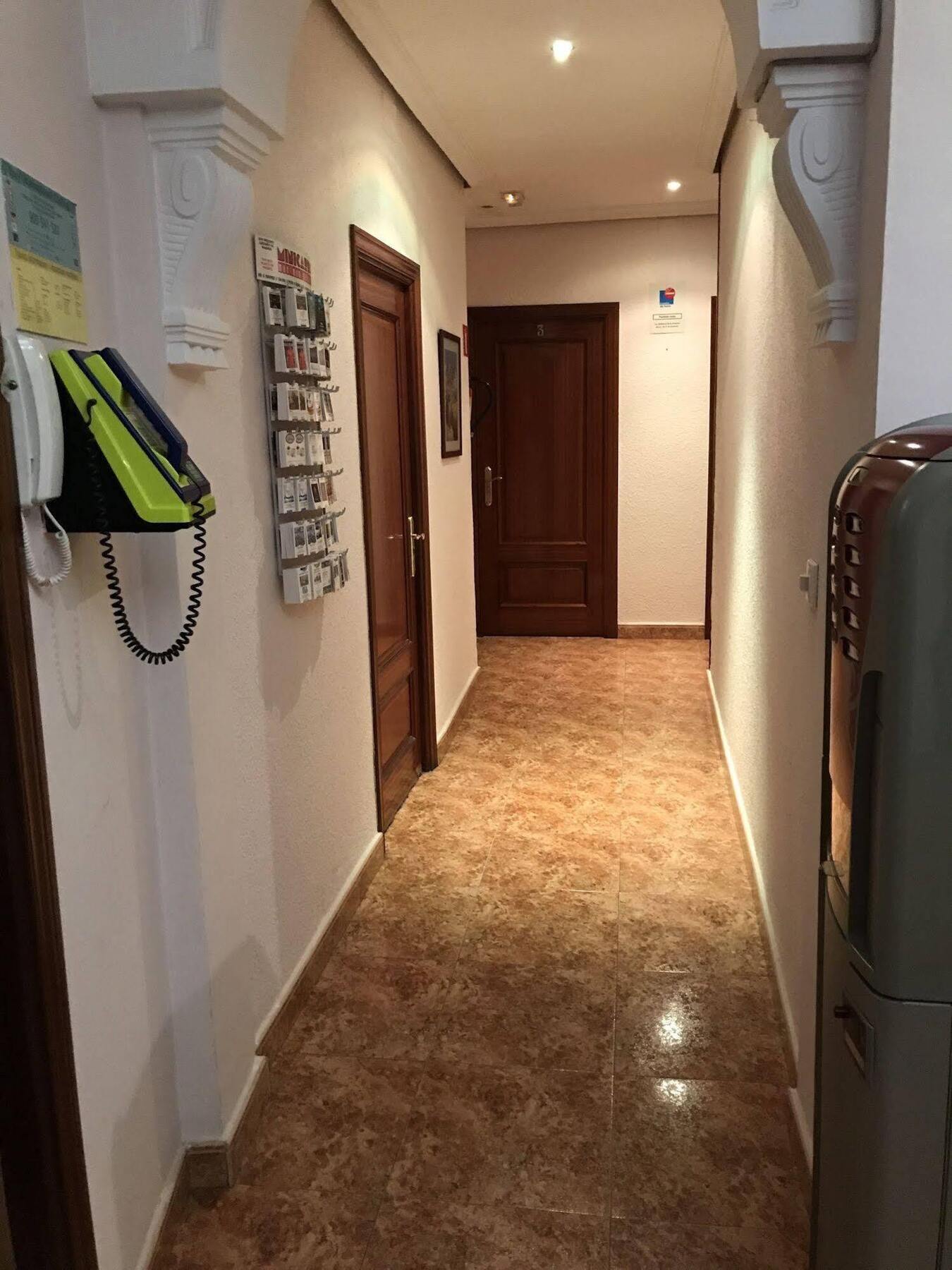 Madrid Playa Rooms エクステリア 写真